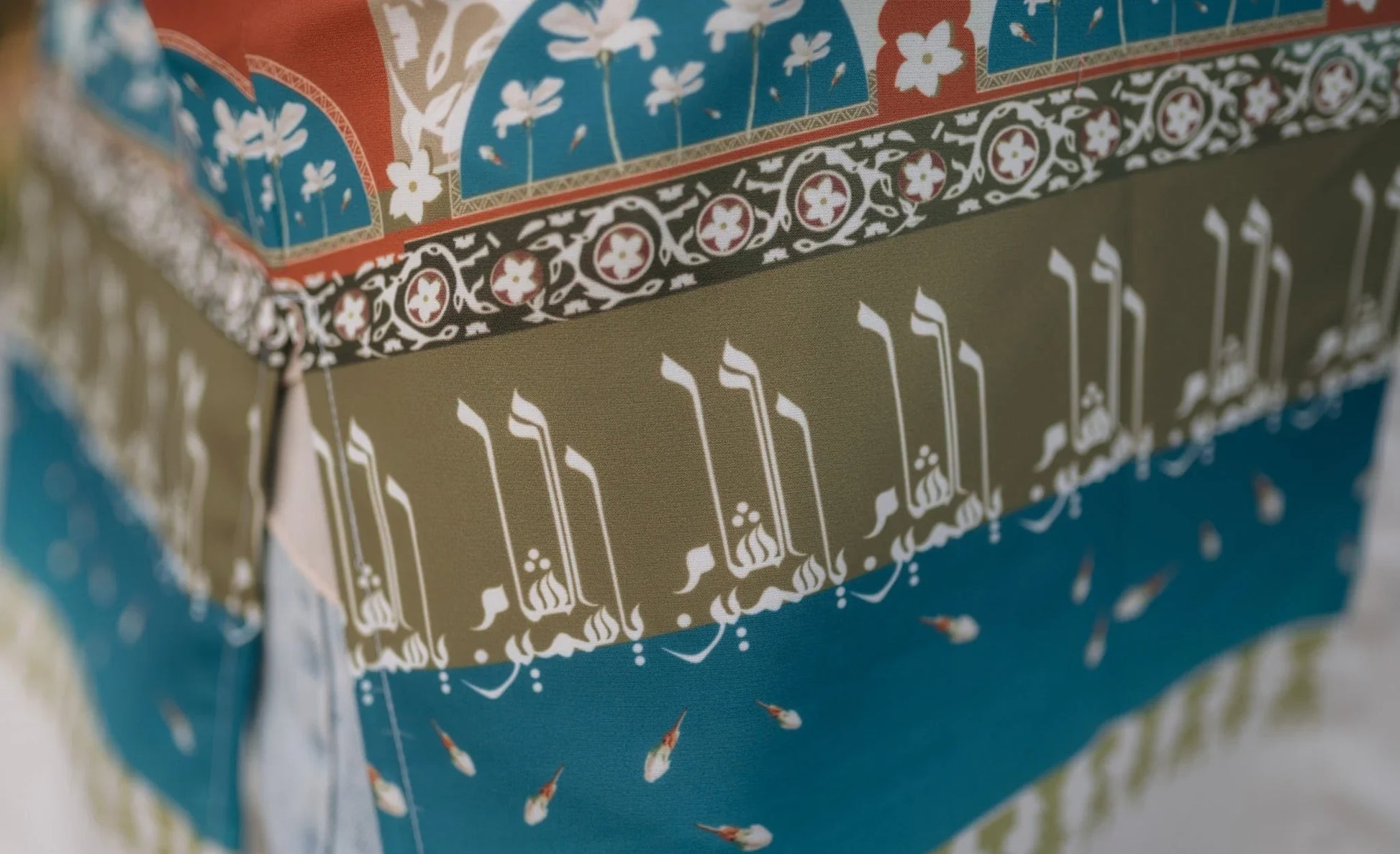 Yasmine Al-Sham - Kimono