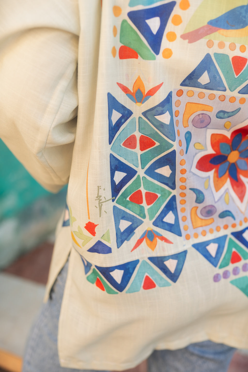 Agaby Blouse - بلوزة عجبي